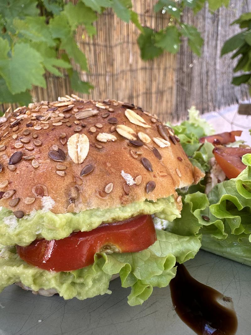 Salad burger
